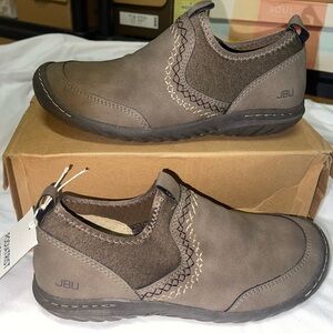 Jambu JBU LUCKY Taupe Loafers New Women's  size 7 Shoes